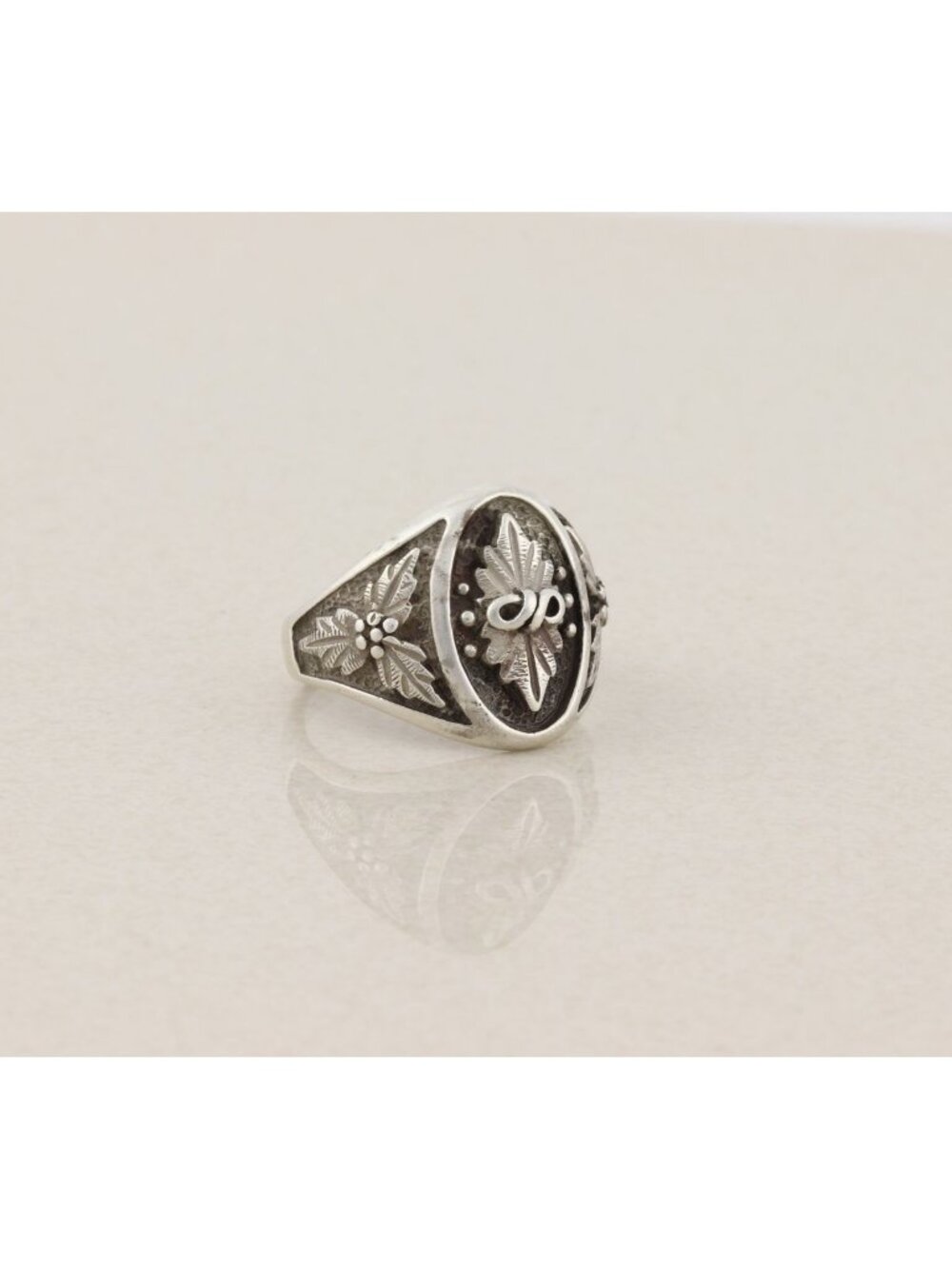 Men's Sterling Silver Black Hills Ring Size 9 1/2 - Picture 3 of 6